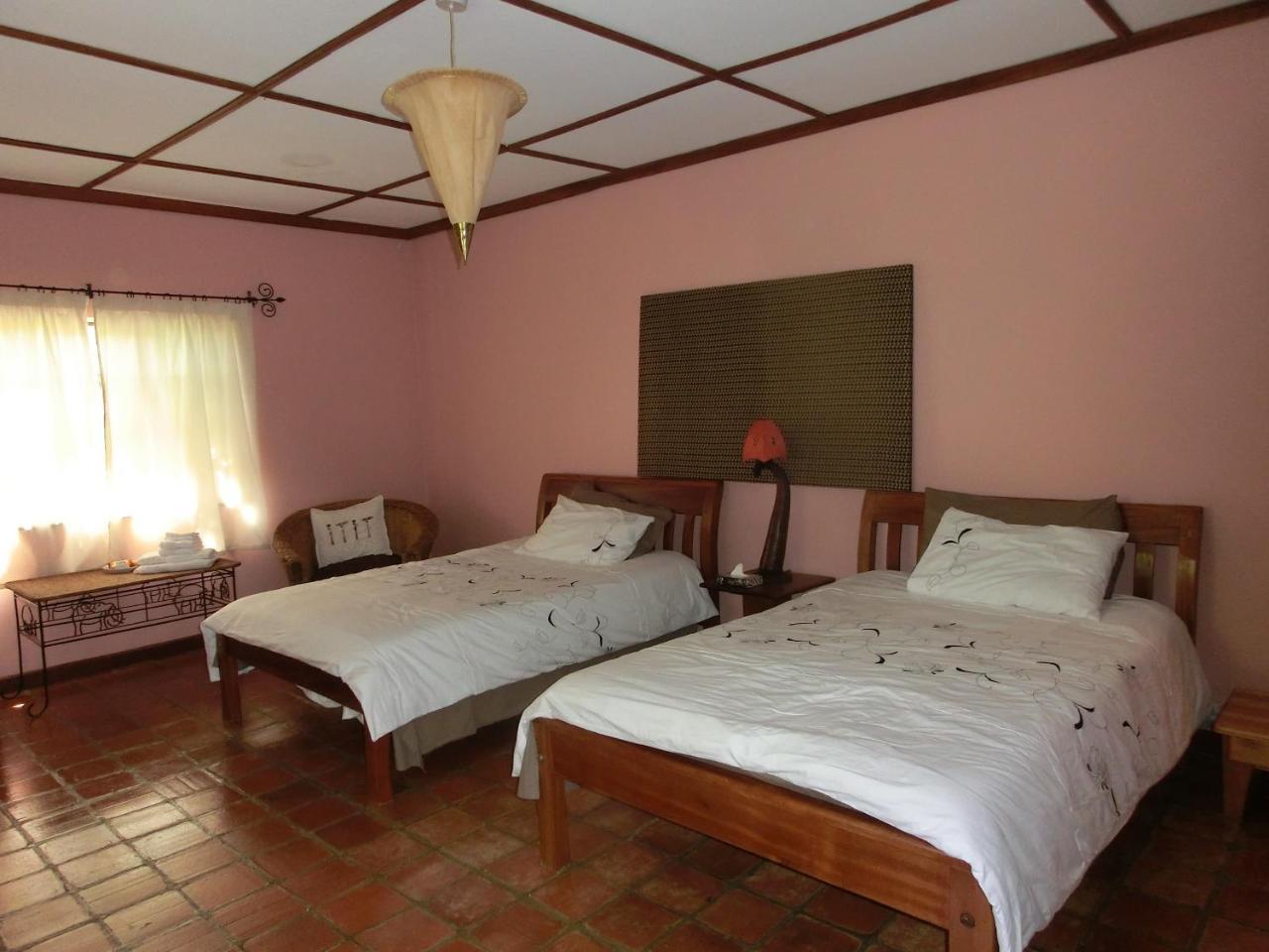 Mwanzo Lodge Naivasha Exterior photo